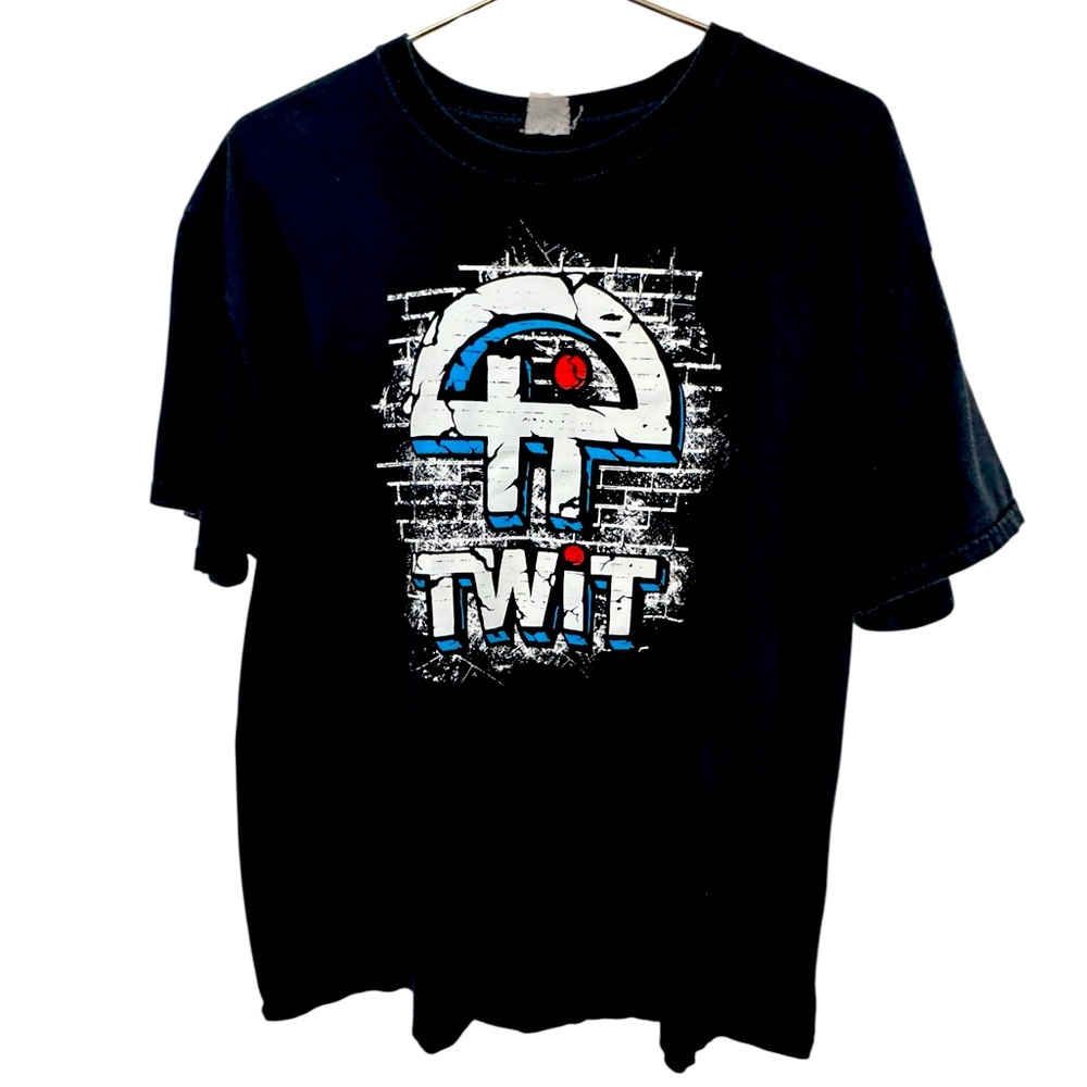 Black Graphic TWiT Brick House Podcast Studio Petaluma CA Men’s L T-Shirt